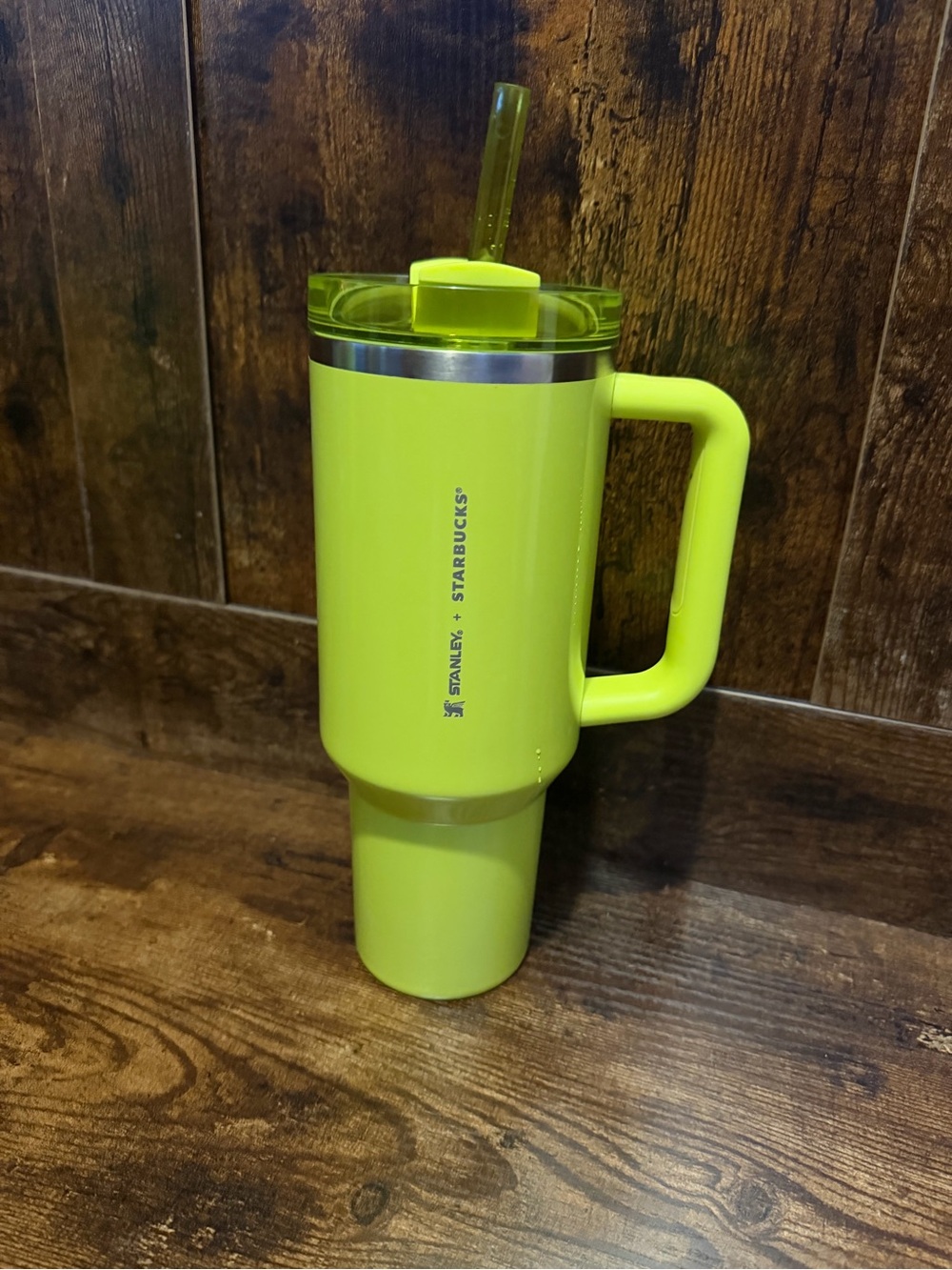 Sxs Stanley Starbucks lime green 40 oz
